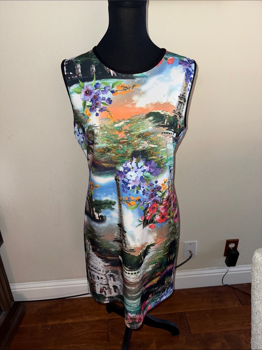 Scenic Floral Sleeveless Midi Dress - Multicolor